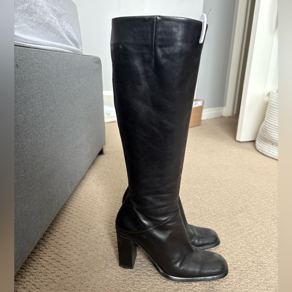 Vintage Via Spiga Black Heeled Boots